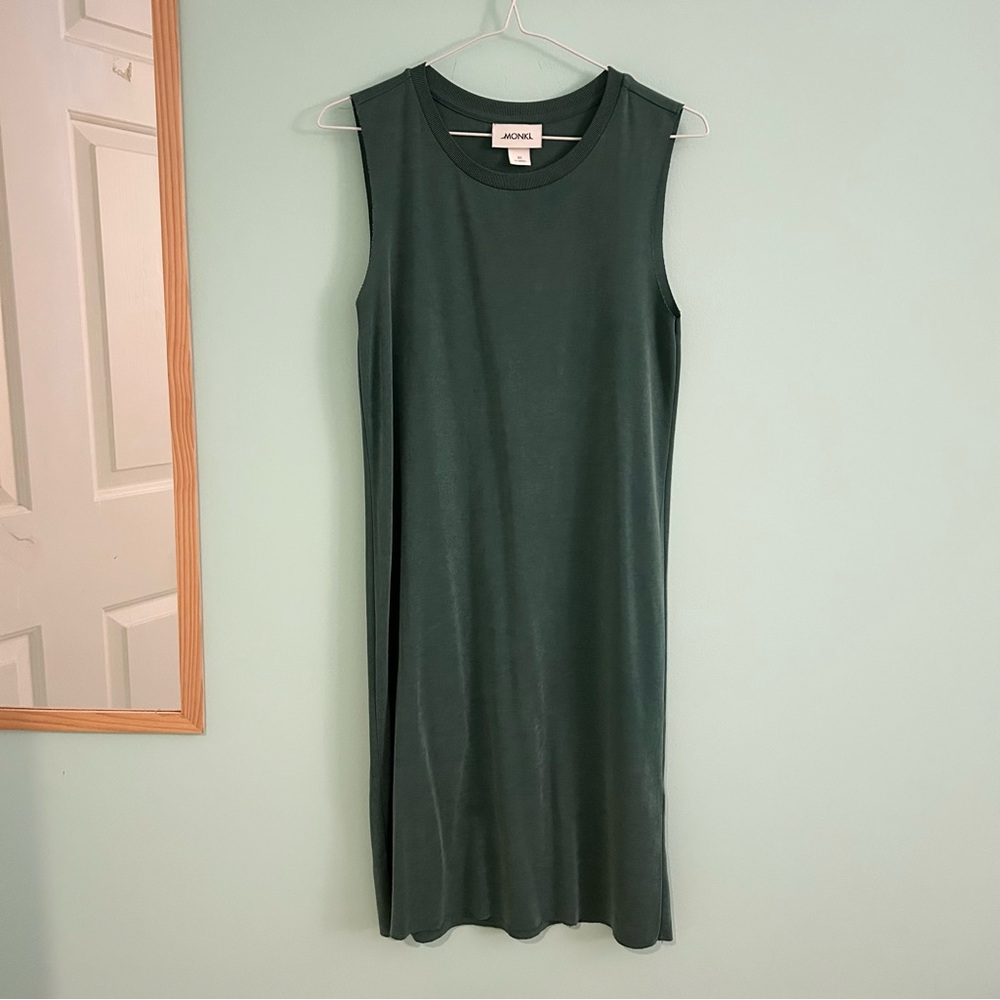 Monki Sleeveless Green Dress